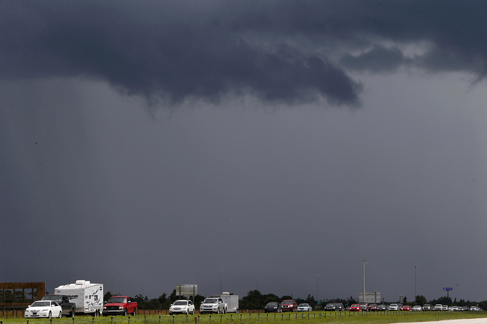 ענני סערה בפלורידה (צילום: AFP) (צילום: AFP)