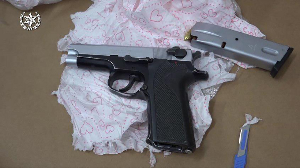 Пистолет Антона Романа. Фото: пресс-служба полиции