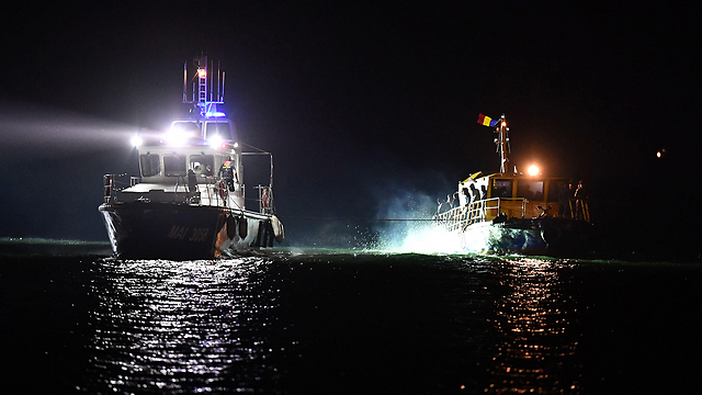 חילוץ המסתננים מהים השחור, השבוע (צילום: AFP) (צילום: AFP)