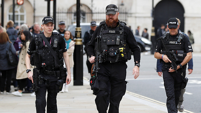 Policemen in London after the blast (Photo: Reuters)
