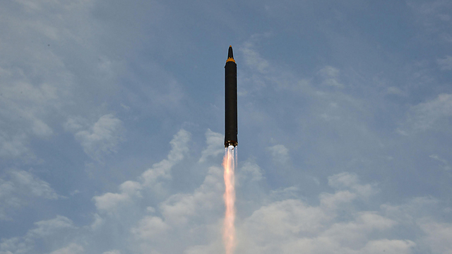 North Korea tests ballistic missile (Photo: AFP)