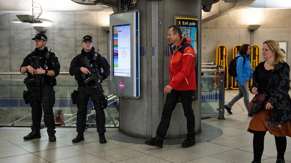 אבטחה בתחנת הרכבת התחתית ווסטמינסטר שבלונדון. "מעצר משמעותי" (צילום: Getty Images) (צילום: Getty Images)