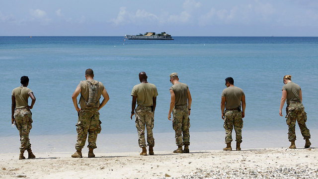 חיילים אמריקנים באיי הבתולה (צילום: רויטרס) (צילום: רויטרס)