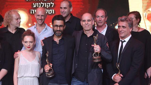 Foxtrot creators and cast accept Ophir Award (Photo: Motti Kimchi)