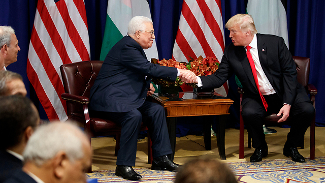 Abbas and Trump meet on the sidelines of the UN General Assembly meeting (Photo: AP) (Photo: AP)
