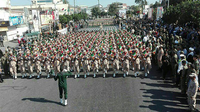 Военный парад в Тегеране