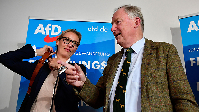 גאולנד ואליס ויידל, מבכירי המפלגה (צילום: AFP) (צילום: AFP)