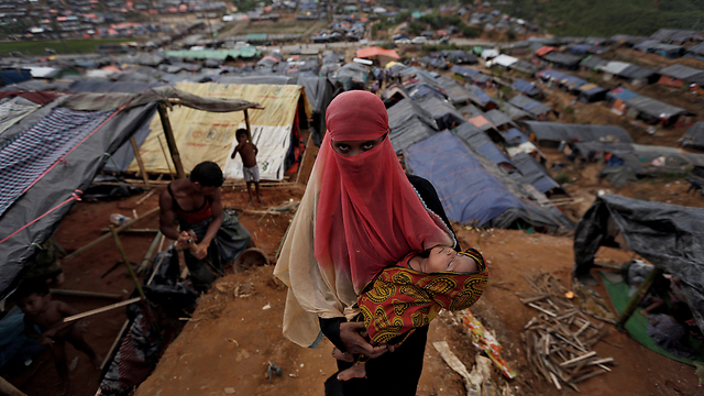 מחנה פליטים לבני רוהינגה בבנגלדש (צילום: רויטרס) (צילום: רויטרס)