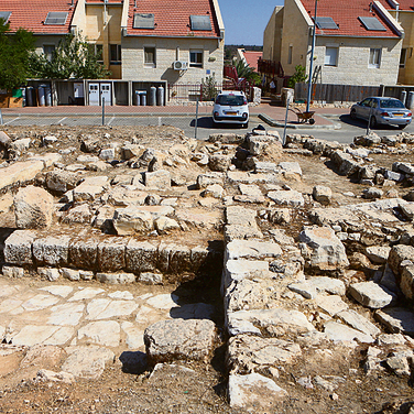 The newly discovered settlement was found underneath Bahad 4 (Photo: Alex Kolomoisky)