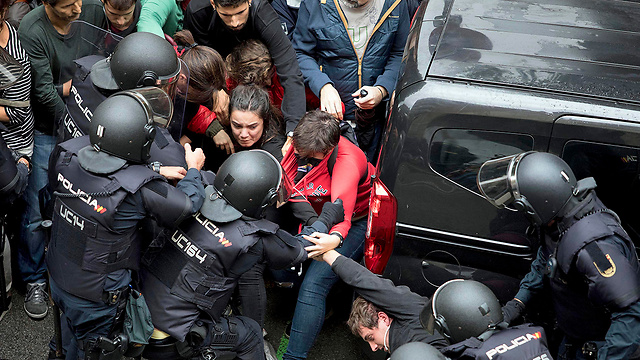 Беспорядки в Каталонии. Фото: MCT
