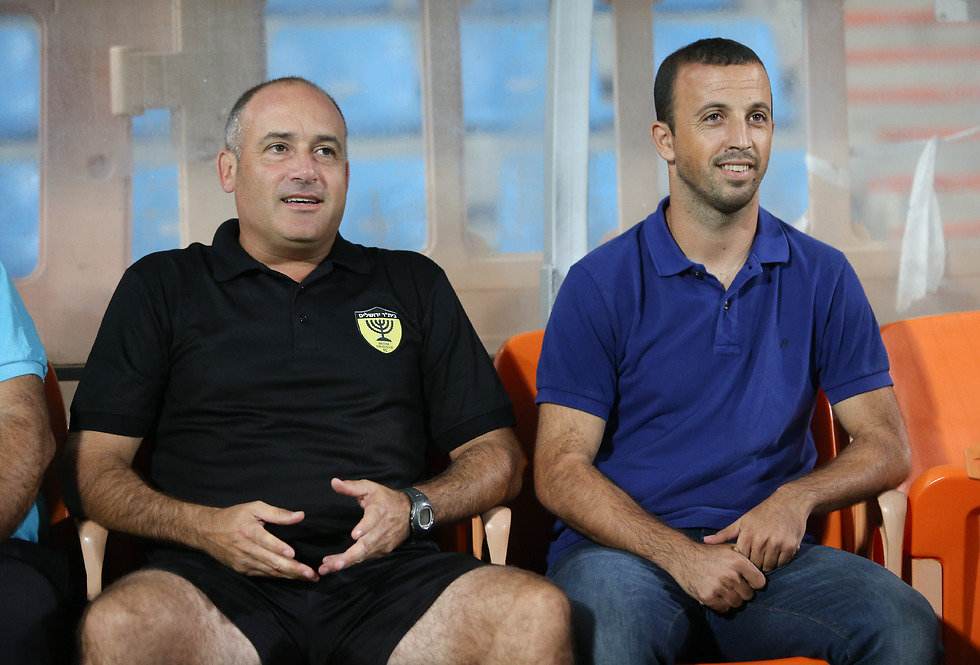בן זקן (מימין). ניצחון ראשון כמאמן בית"ר ירושלים (צילום: עוז מועלם) (צילום: עוז מועלם)