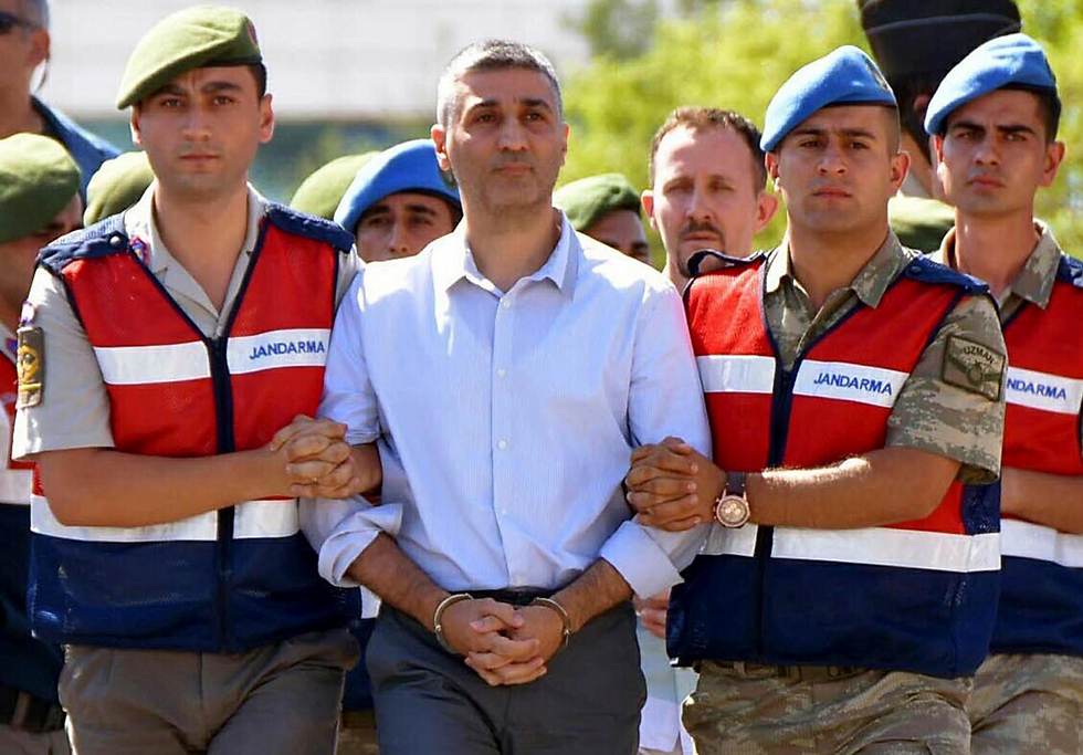 מאסר עולם ל-40 חיילים. אחד המורשעים בטורקיה (צילום: AP) (צילום: AP)