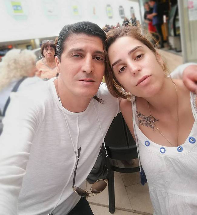 ההורים המאושרים (פייסבוק) ההורים המאושרים (פייסבוק)