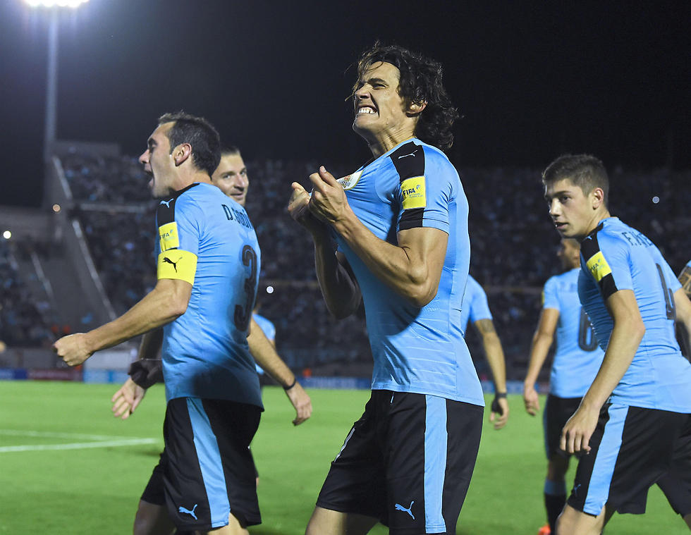 אורוגוואי זה לא רק קבאני וסוארס (צילום: AFP) (צילום: AFP)