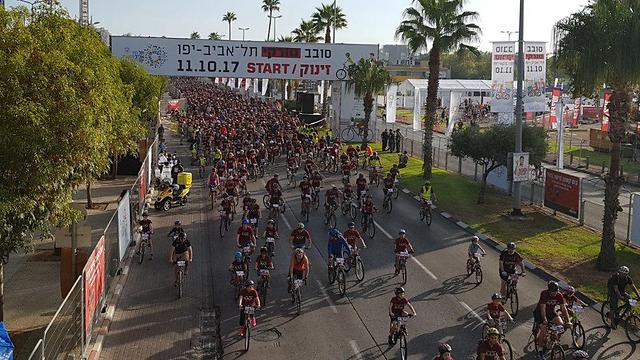 יותר מ-25 אלף רוכבי אופניים באירוע (צילום: דוברות המשטרה) (צילום: דוברות המשטרה)