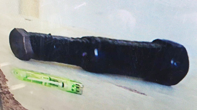 Pipe bomb discovered (Photo: Israel Police Spokesperson's Unit)
