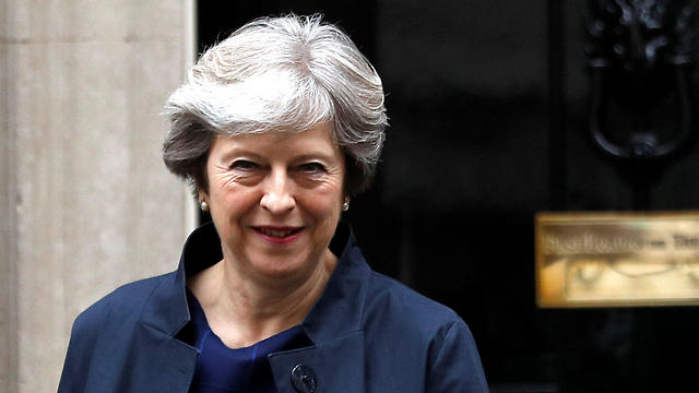 British Prime Minister Theresa May outside No. 10 Downing Street (Photo: Reuters)