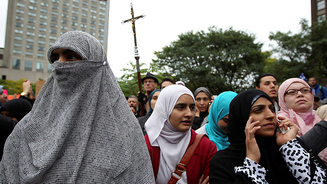 נשים מוסלמיות בקוויבק (ארכיון) (צילום: רויטרס) (צילום: רויטרס)