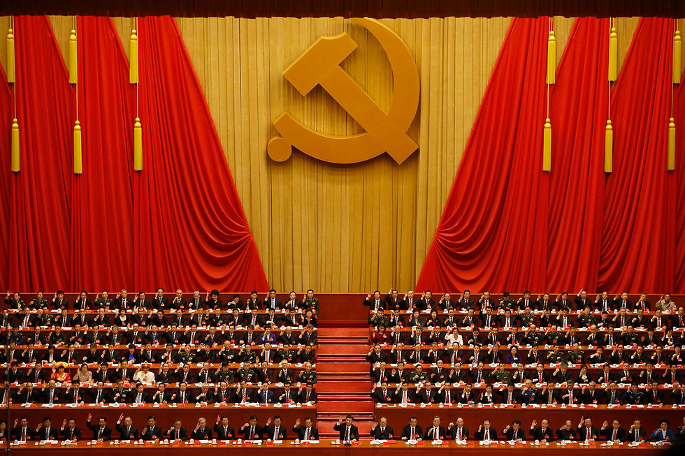 מנג, לטענת סין, סירב לקבל את החלטות המפלגה הקומוניסטית (צילום: AP) (צילום: AP)