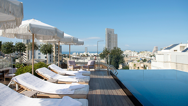 הבריכה על הגג של מלון נורמן - כבש את הדירוג של המזרח התיכון (צילום: אתר המלון) (צילום: אתר המלון)