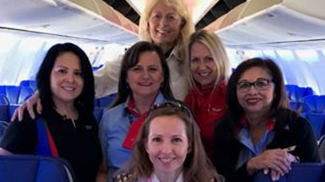 הטיסה הנשית של חברת סאות'ווסט איירליינס (צילום: מתוך חשבון הטוויטר: SouthwestAir) (צילום: מתוך חשבון הטוויטר: SouthwestAir)
