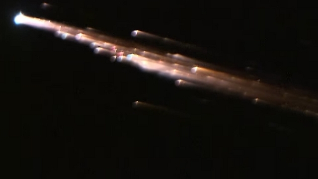 חללית נשרפת בכניסה לאטמוספירה (צילום: סוכנות החלל האירופית) (צילום: סוכנות החלל האירופית)