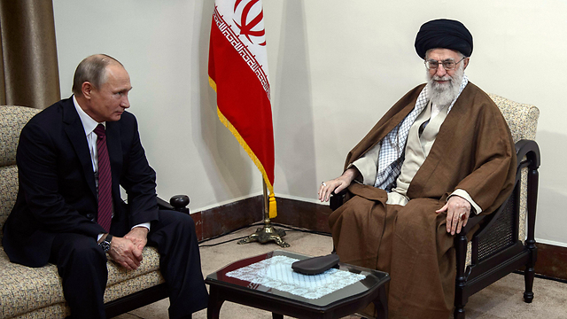 Ayatollah Ali Khamenei with Russian President Vladimir Putin. The Iranians want to maintain their influence even if their forces are driven away from the region  (Photo: EPA)