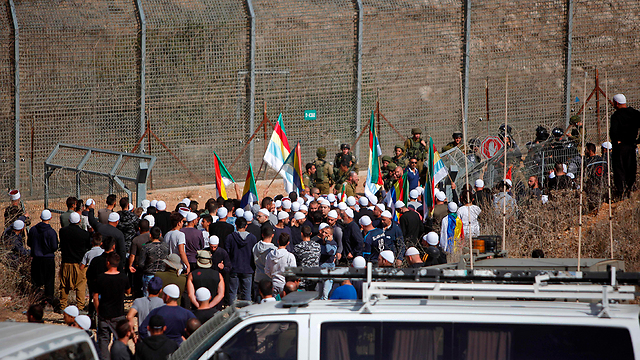 ההתקהלות בגבול (צילום: AFP) (צילום: AFP)