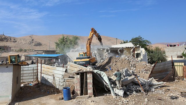 בנייה לא חוקית (צילום: EPA) (צילום: EPA)