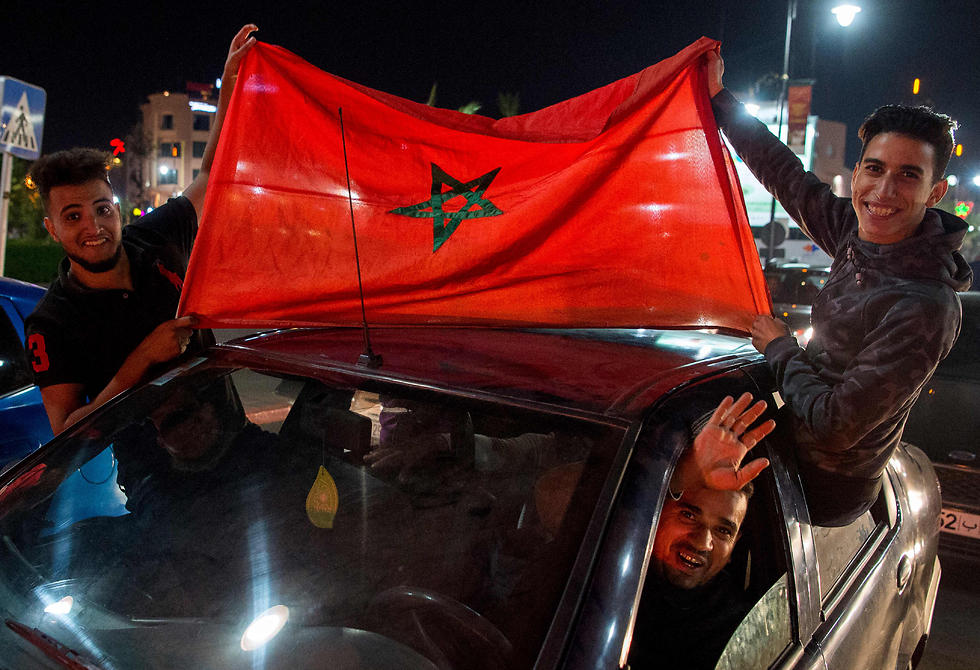 החגיגה במרוקו אחרי ההעפלה למונדיאל (צילום: AFP) (צילום: AFP)