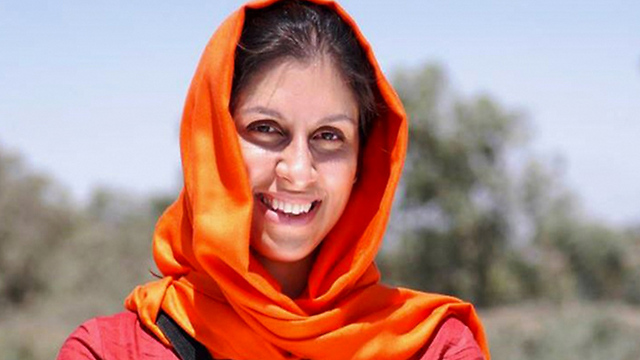 עובדת הצדקה האיראנית-בריטית נידונה לחמש שנות מאסר באיראן. נזאנין זגארי-רטקליף ()