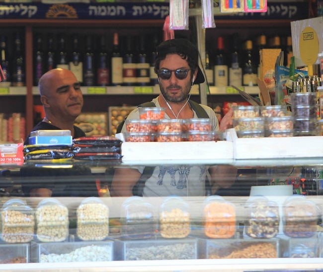 לרגע לא זיהינו אותך (צילום: מוטי לבטון) לרגע לא זיהינו אותך (צילום: מוטי לבטון)