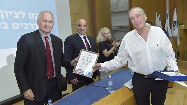 Prof. Rivkind honored at the Knesset