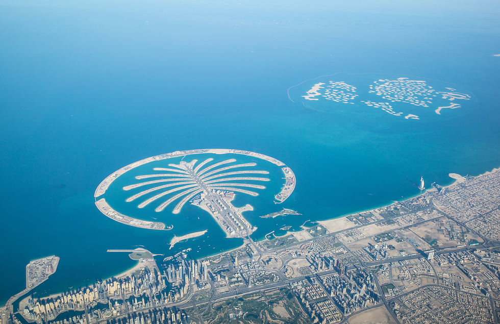 נזק בלתי נתפס לסביבה הימית, כדי למשוך את עשירי העולם. איי דקל ג'בל עלי בדובאי (צילום: שאטרסטוק) (צילום: שאטרסטוק)