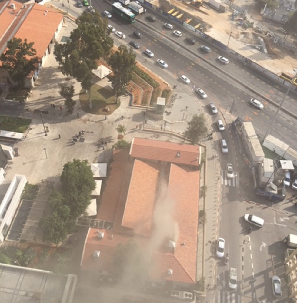 Видео: в центре Тель-Авива горит популярный ресторан