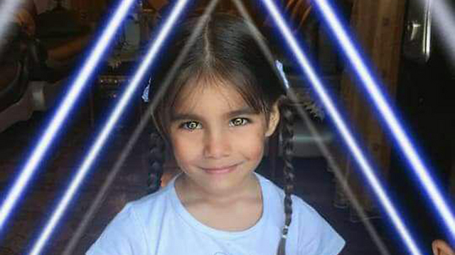 נאדיה סגאפי. מתה בגיל שלוש ()