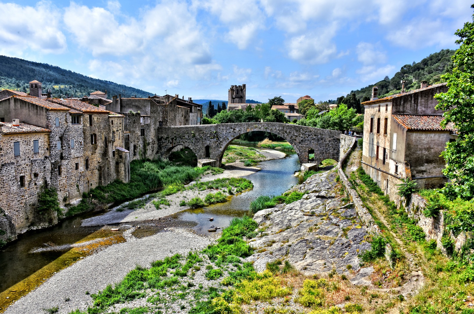 אית העיירות היפות והמפורסמות בדרום צרפת (צילום: Shutterstock) (צילום: Shutterstock)