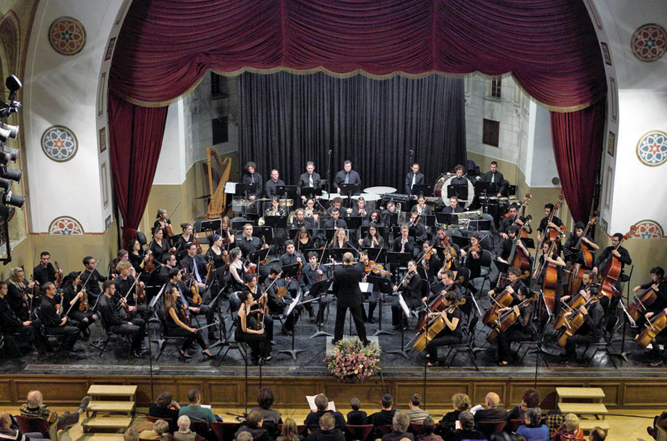 Симфонический оркестр имени Менди Родана. Фото: Йонатан Дрор
