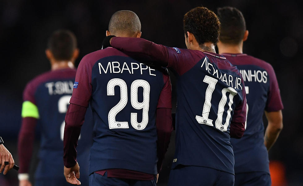 ניימאר ואמבאפה מראים לליגה הצרפתית את הגב (צילום: AFP) (צילום: AFP)