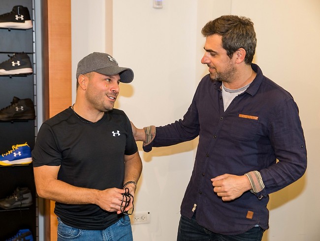 יכול להקפיץ אותי עם המונית הביתה? יפתח קליין וטילטיל (צילום: יח"צ) יכול להקפיץ אותי עם המונית הביתה? יפתח קליין וטילטיל (צילום: יח"צ)