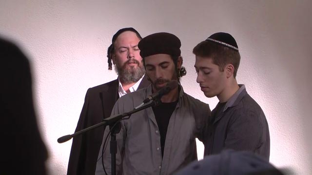 ןעוט...