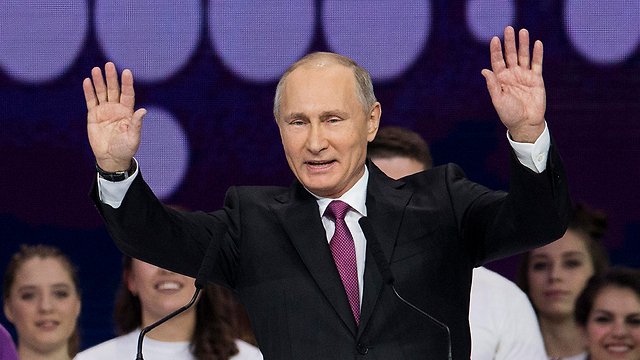 נשיא רוסיה פוטין. "דמוניזציה מוגזמת לסטלין" (צילום: AP) (צילום: AP)