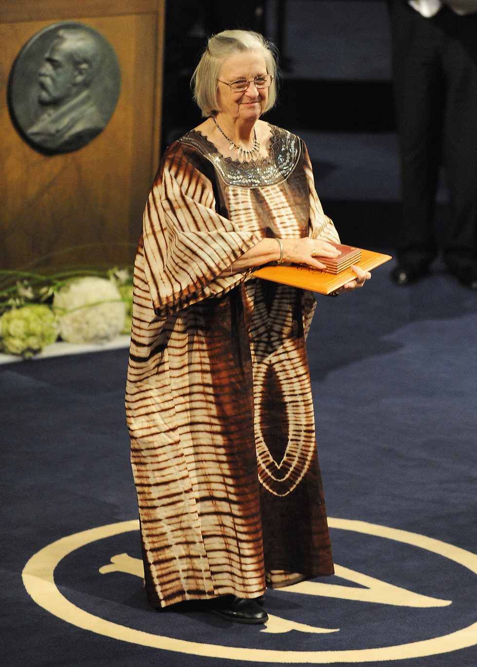 האישה היחידה שזכתה בפרס נובל בכלכלה. האמריקנית אלינור אוסטרום (צילום: gettyimages) (צילום: gettyimages)