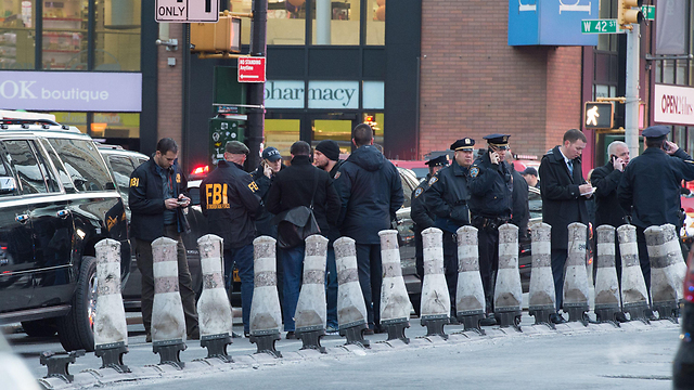 Полиция у места теракта. Фото: AFP