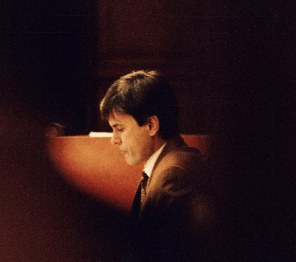 אוסוניוס במהלך משפטו בשבדיה (צילום: EPA) (צילום: EPA)