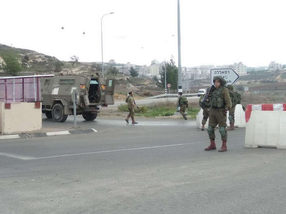 Военнослужащие возле Рамаллы. Фото Гилель Меир, Тацпит