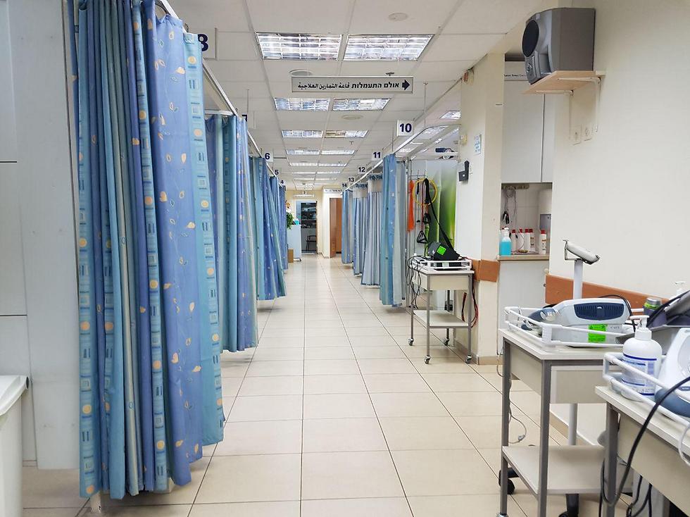 המראות בקופת חולים כללית בירושלים (צילום: ישי פורת) (צילום: ישי פורת)