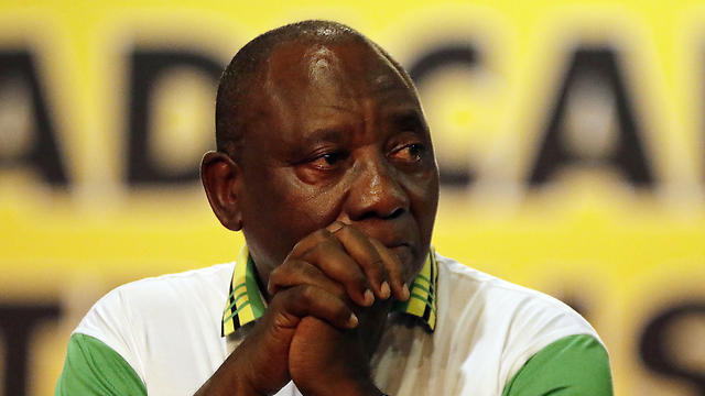 "תגובות היסטריות לא יועילו". נשיא דרום אפריקה סיריל רמפוזה (צילום: AP) (צילום: AP)