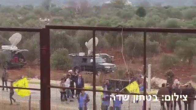 Демонстрация ливанских сторонников "Хизбаллы" у границы с Израилем