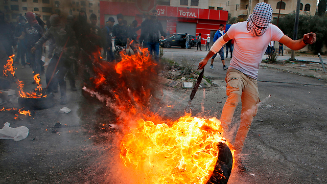Archive photo of violent protests in Ramallah (Photo: AFP)